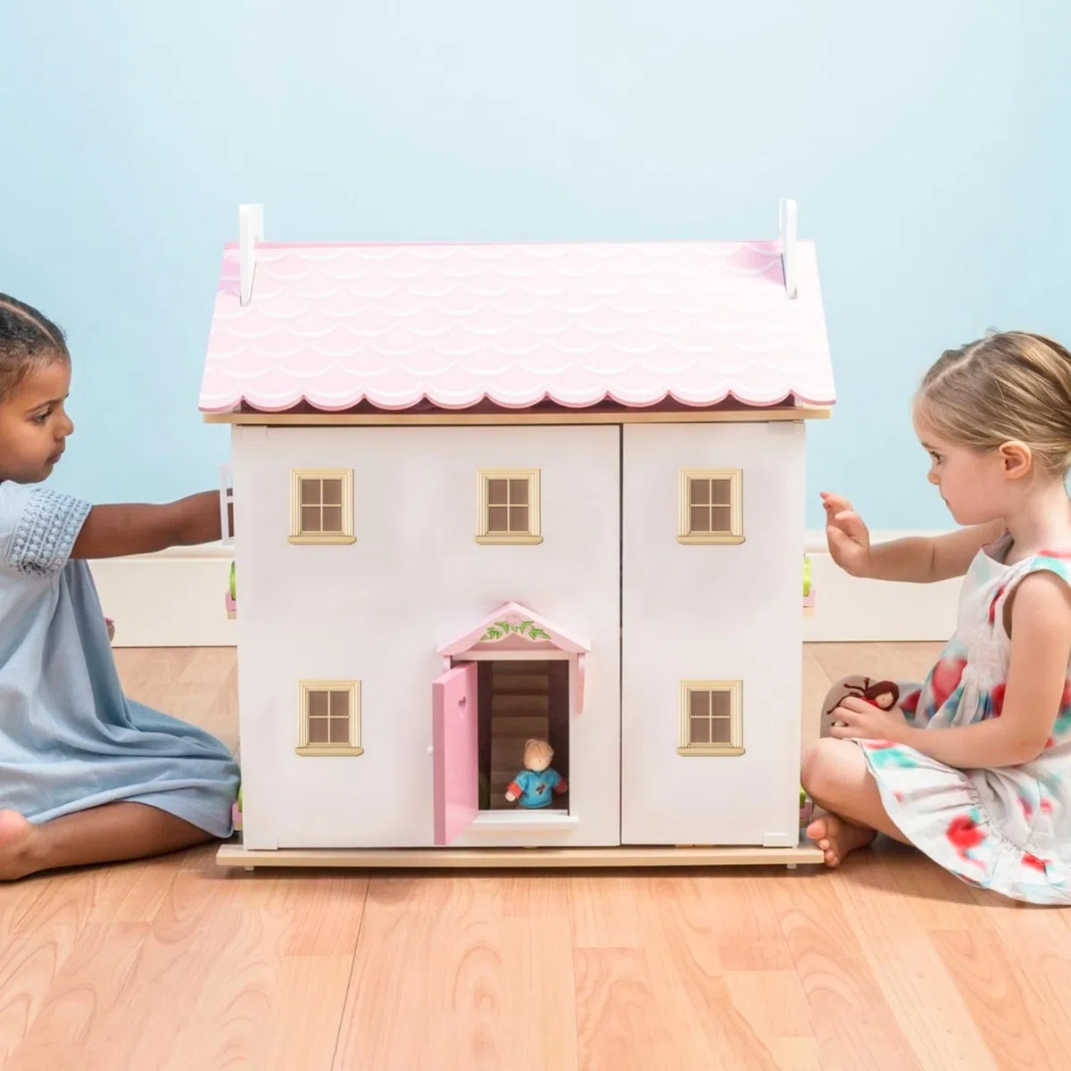 SHINEOFI 2Er Set Miniaturfensterrahmen Aus Birkenholz 1:12 Maßstab Puppenhausfenster Für DIY Puppenhausmöbel Dekoration Und Spielzeugzubehör Mit 4 Fächern