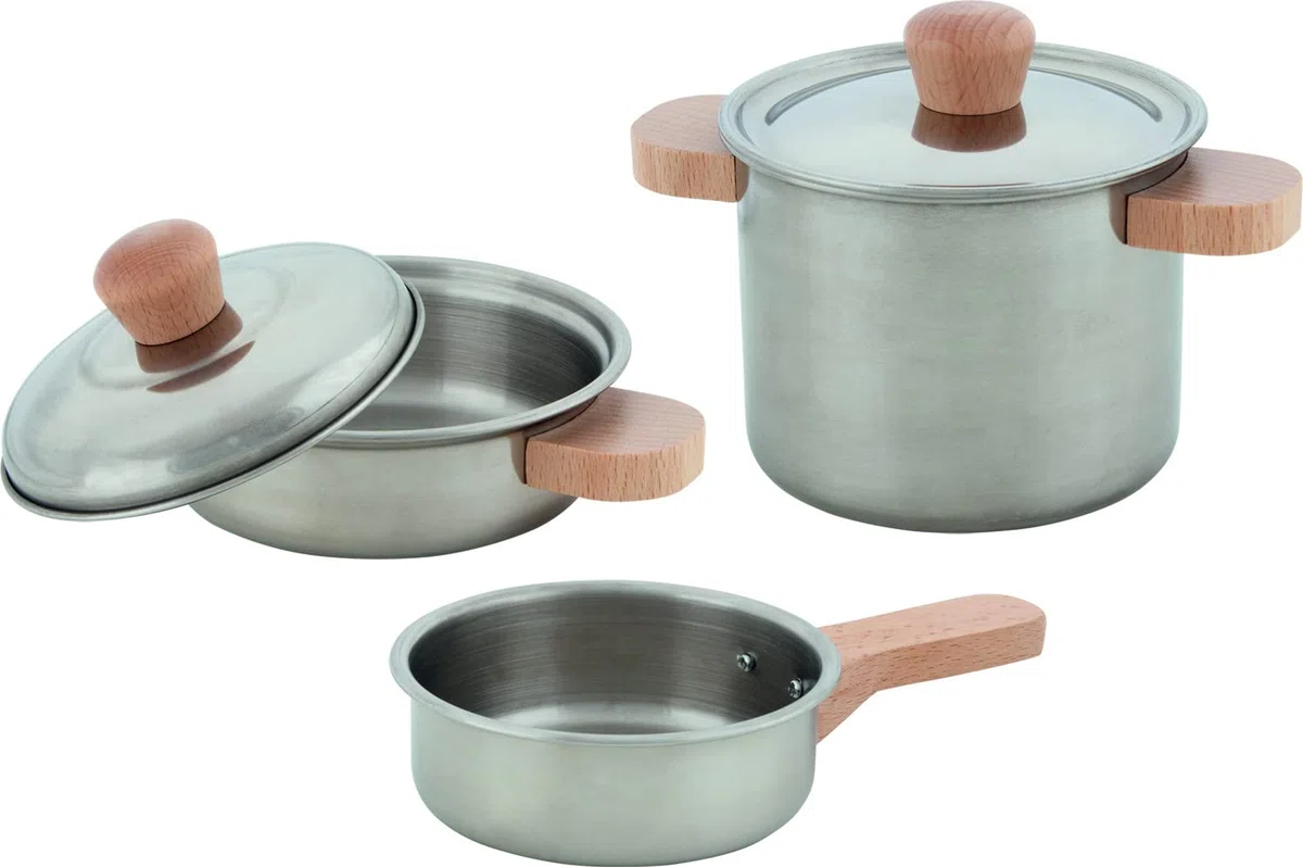 goki 51509 Kochset Sterneküche, Metall, 5-teilig, 2 Töpfe mit Deckel, 1 Pfanne, Spielset für Kinderküche, Puppenküche & Kaufmannsladen, ab 3 Jahren