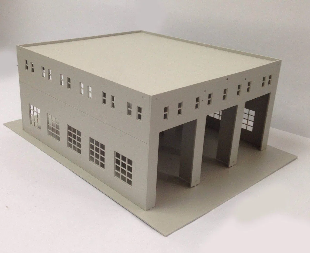 Outland Models Eisenbahn-Layout Modelleisenbahn Motorhaus (3 Stall) HO Maßstab 1:87