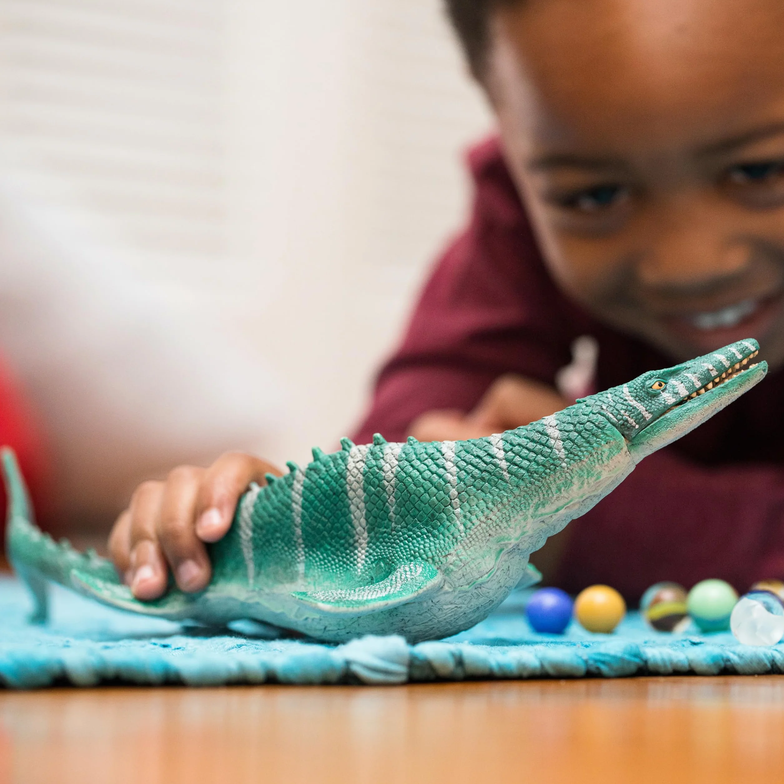 SCHLEICH Dinosaurs | Mosasaurus 15026 | detailgetreuer Dino mit beweglichem Kiefer | hochwertige Figur zum Sammeln | Geschenk für Mädchen & Jungen | Dinosaurier Spielzeug ab 3 Jahre | 32 x 12 x 7 cm