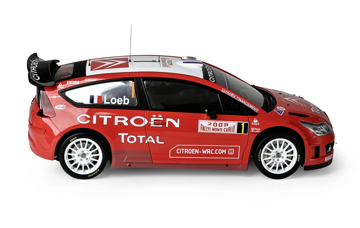 IXO Collections 1:8 1:8 IXO Citroen C4 WRC - Modellbau, Standmodellbau, hochwertiger Bausatz, Modellbausatz, Lichtfunktion, Soundfunktion, Bausatz